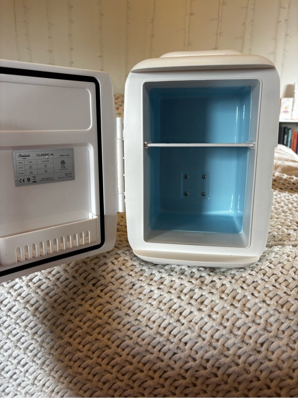 Compact Mini Fridge Cooler - White with Light Blue Interior